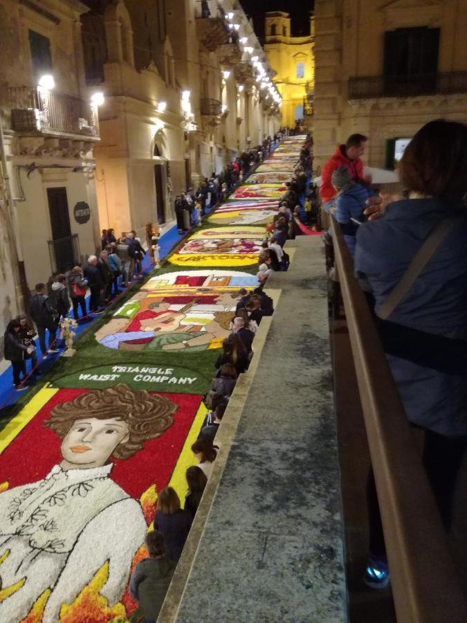 Casa Maglad Villa Noto Buitenkant foto